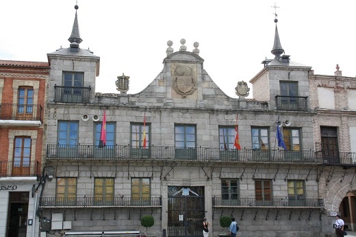 Fachadas de la Casa Consistorial de Medina del Campo.